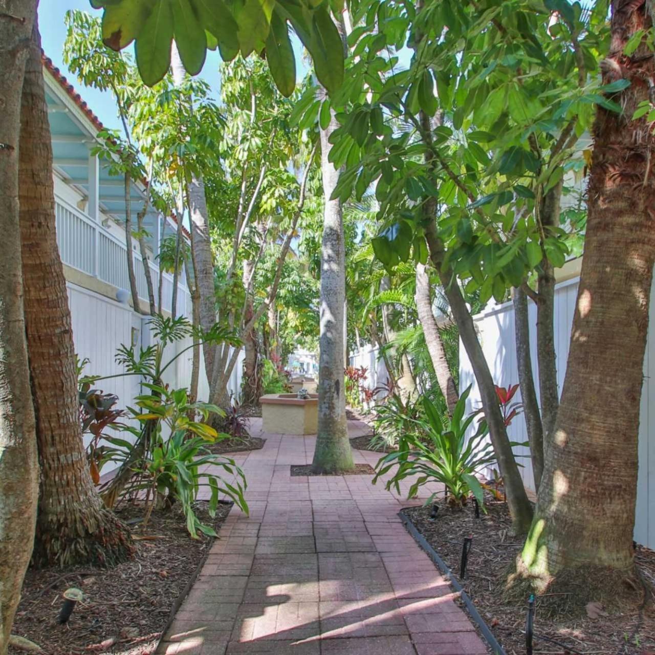 Tortuga Inn Beach Resort Unit #229 Bradenton Beach Luaran gambar